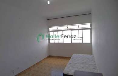 Imagem 8: Sala Living com vista livre Cozinha e Banheiro no Jose Menino em Santos