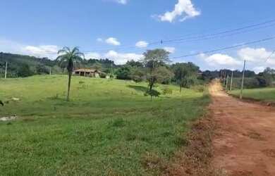 Imagem 3: Lote em Mateus Leme entregue com água luz e asfalto