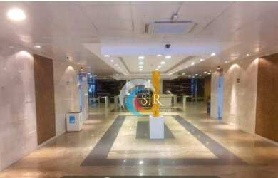 Imagem: O depósito possui 5 Vagas na garagem, 628m² de Área e está