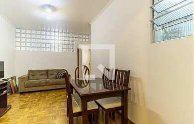 Imagem: O apartamento possui 2 Dormitórios, 1 Banheiro, 72m² de Área