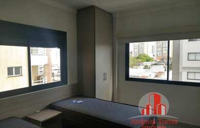 Imagem: O apartamento possui 1 Dormitório, 1 Banheiro, 1 Vaga na garagem