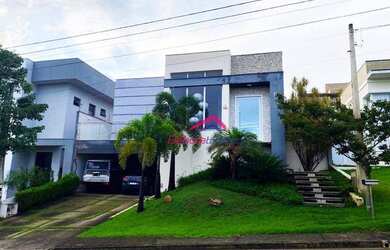 Imagem: A casa em condomínio possui 3 Dormitórios, 4 Banheiros, 4