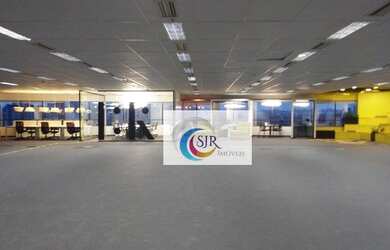 Imagem: O depósito possui 5 Vagas na garagem, 7.270m² de Área e