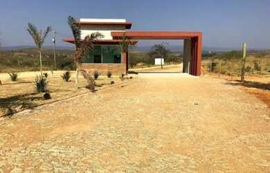 Imagem: O terreno possui 2.000m² de Área e está localizado em Jaboticatubas