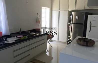 Imagem 8: VENDA - Casa em Condomínio - com 04 dormitórios, sendo 1 suíte e closet,...