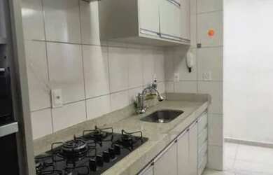 Imagem: A casa possui 3 Dormitórios, 2 Banheiros, 1 Vaga na garagem