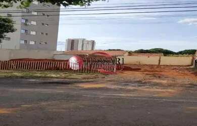 Imagem: O terreno possui 368m² de Área e está localizado em Bom Jardim
