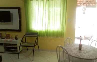 Imagem: A casa possui 2 Dormitórios, 1 Banheiro e 216m² de Área e