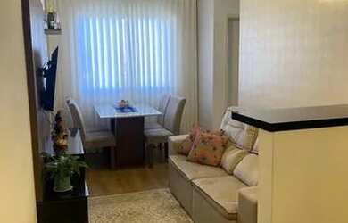 Imagem: O apartamento possui 2 Dormitórios, 1 Banheiro, 1 Vaga na garagem