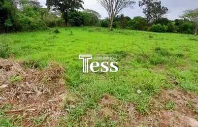 Imagem: O terreno possui 4106m² de Área e está localizado em Estância