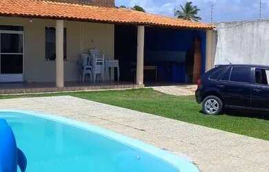 Imagem: A casa possui 5 Dormitórios, 5 Vagas na garagem e está localizado