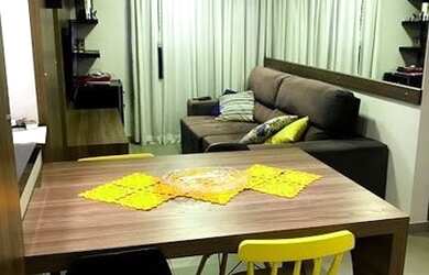 Imagem: O apartamento possui 2 Dormitórios, 1 Banheiro, 1 Vaga na garagem