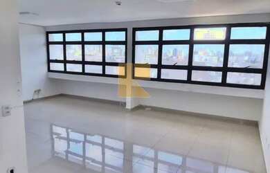 Imagem: O depósito possui 34m² de Área e está localizado em Bom