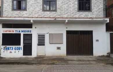 Imagem: A casa possui 3 Dormitórios, 1 Banheiro, 1 Vaga na garagem