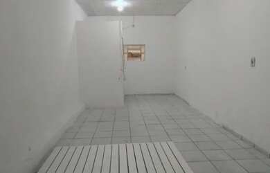 Imagem: O depósito possui 20m² de Área e está localizado em Prazeres