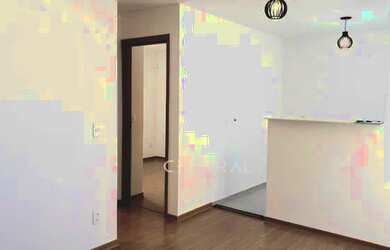 Imagem: O apartamento possui 2 Dormitórios, 1 Banheiro, 1 Vaga na garagem