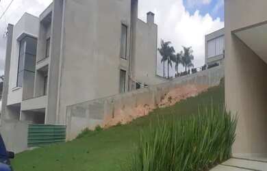 Imagem: O terreno à venda possui e está localizado em Stella Maris