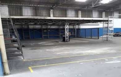 Imagem: O depósito possui 660m² de Área e está localizado em Vila