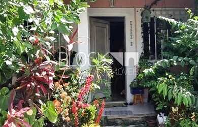 Imagem: A casa em condomínio possui 4 Dormitórios, 4 Banheiros, 2