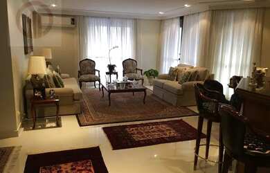 Imagem: O apartamento possui 4 Dormitórios, 5 Banheiros, 4 Vagas na