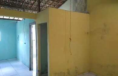 Imagem: A casa possui 1 Dormitório, 1 Banheiro, 28m² de Área e está