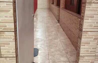 Imagem: A casa possui 2 Dormitórios, 1 Banheiro e está localizado