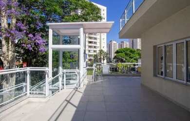 Imagem: O depósito possui 421m² de Área e está localizado em Vila