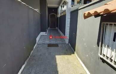 Imagem: A casa possui 3 Dormitórios, 2 Banheiros, 100m² de Área e