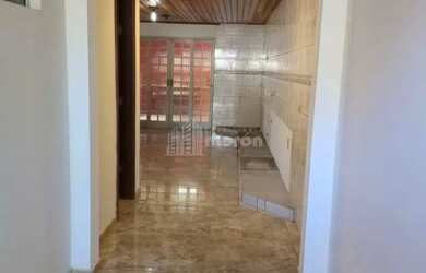 Imagem 5: CASA A VENDA NO CONTORNO. Churrasqueira, 127m² de Área, 2 Vagas na garageme3...