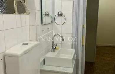 Imagem 6: Kitnet/Conjugado / Residencial / Centro