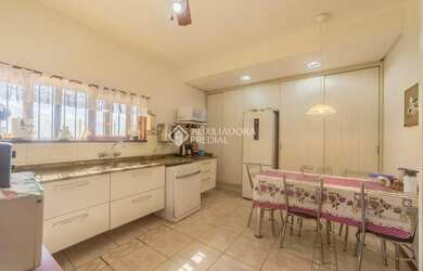 Imagem 5: Casa Alto Padrão à Venda no Bairro Nonoai - Porto Alegre/RS