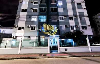 Imagem: O apartamento possui 2 Dormitórios, 1 Banheiro, 2 Vagas na