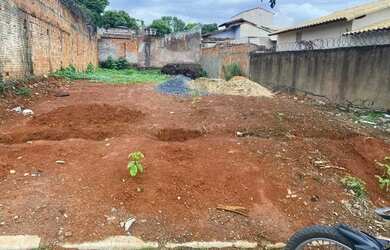 Imagem: Lote 300 metros escriturado a 100 metros CAIC maracanã
