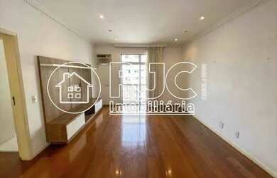 Imagem: O apartamento possui 2 Dormitórios, 3 Banheiros, 1 Vaga na