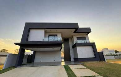 Imagem: A casa em condomínio possui 3 Dormitórios, 5 Banheiros, 5