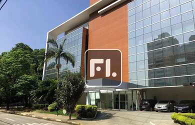 Imagem: O depósito possui 5 Vagas na garagem, 647m² de Área e está