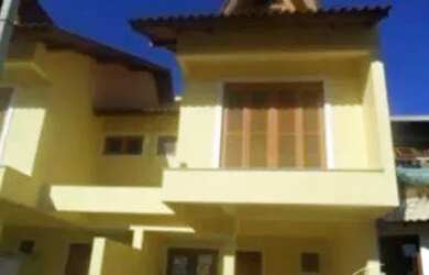 Imagem: A casa possui 3 Dormitórios, 1 Banheiro, 105m² de Área e