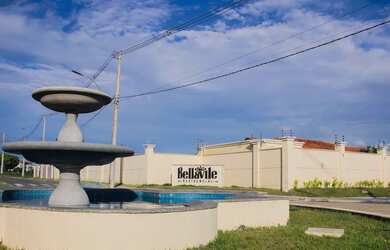 Imagem: O terreno possui 180m² de Área e está localizado em Tarumã