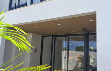 Imagem 9: Aluguel Alto Padrão. Piscina, Churrasqueira, Ar-condicionadoeGuarda roupa