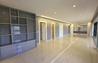 Imagem: O apartamento possui 3 Dormitórios, 4 Banheiros, 3 Vagas na