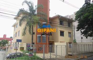 Imagem: O apartamento possui 1 Dormitório, 1 Banheiro, 1 Vaga na garagem