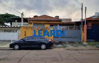 Imagem: A casa possui 2 Dormitórios, 1 Banheiro e 265m² de Área e