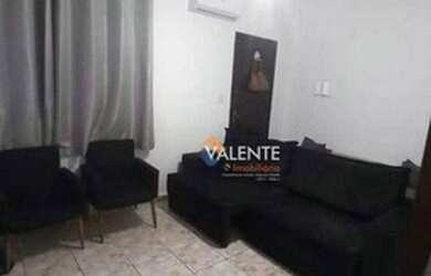 Imagem: A casa possui 2 Dormitórios, 2 Banheiros, 1 Vaga na garagem