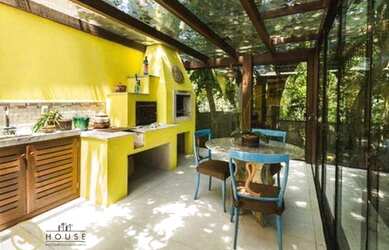 Imagem 13: Casa de alto padrão á 100 metros do mar