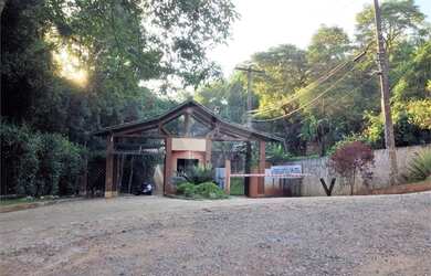 Imagem: O terreno possui 1.500m² de Área e está localizado em Loteamento