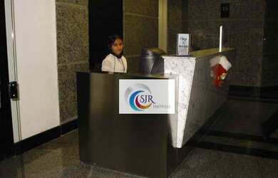 Imagem 12: Conjunto para alugar, 909 m² -Os 22 pavimentos se organizam em torno...