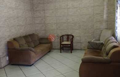 Imagem: A casa possui 3 Dormitórios, 2 Banheiros, 2 Vagas na garagem