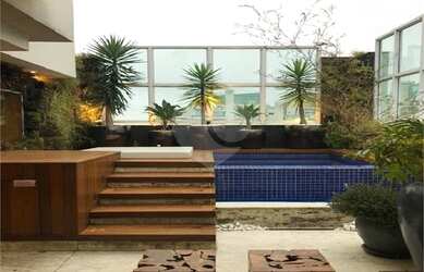 Imagem: O apartamento na cobertura possui 4 Dormitórios, 5 Banheiros