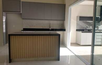 Imagem 4: Linda casa no Jardim Laguna