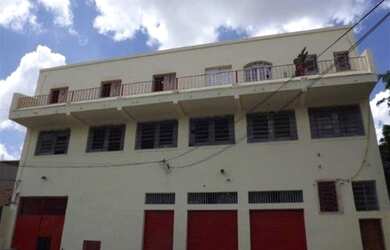 Imagem: O depósito possui 1750m² de Área e está localizado em Vila